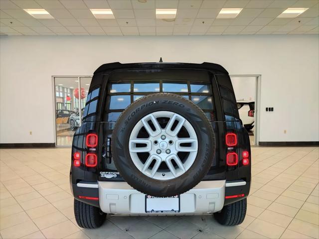 2024 Land Rover Defender 110 P300