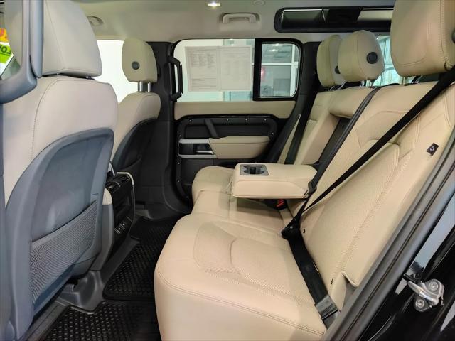 2024 Land Rover Defender 110 P300