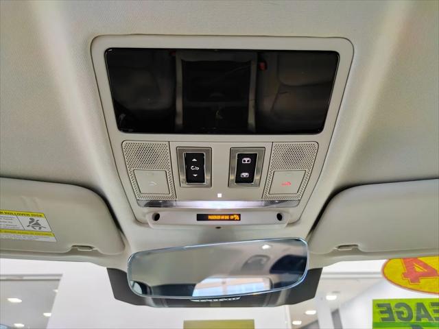 2024 Land Rover Defender 110 P300