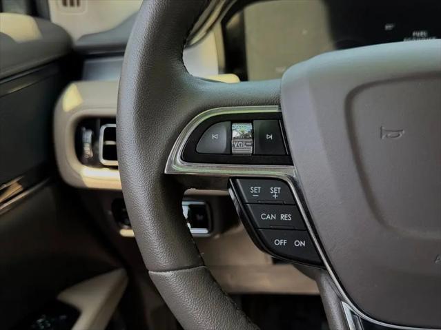 2023 Lincoln Nautilus Standard