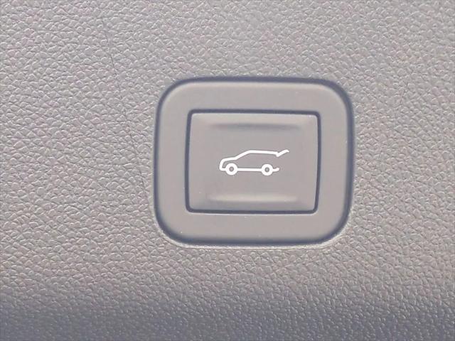 2026 Cadillac Escalade ESV Platinum Luxury