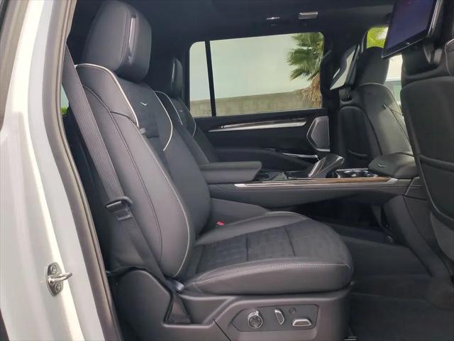 2026 Cadillac Escalade ESV Platinum Luxury