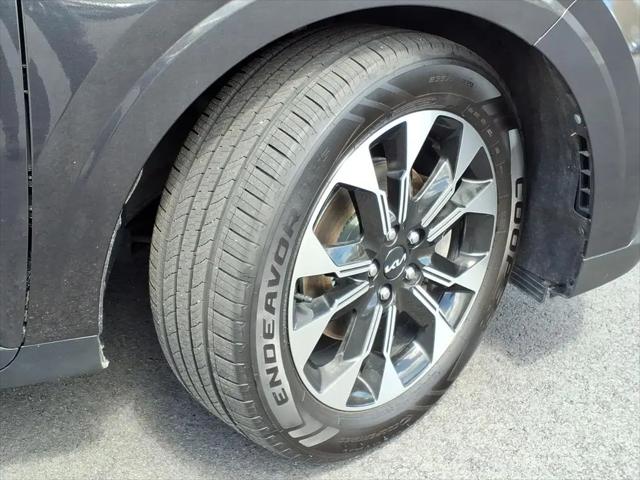 2023 Kia Carnival MPV EX
