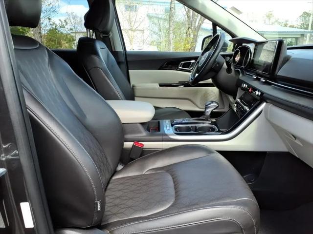 2023 Kia Carnival MPV EX