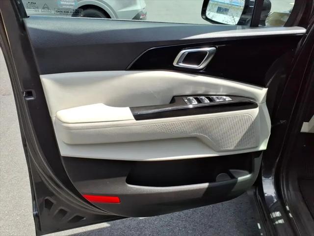 2023 Kia Carnival MPV EX