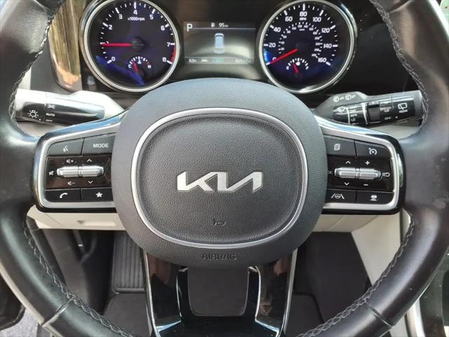2023 Kia Carnival MPV EX