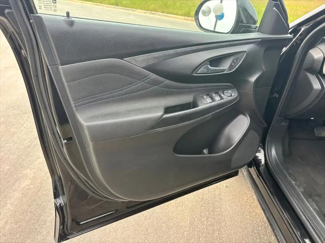 2025 Buick NV Sport Touring FWD