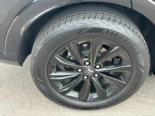 2025 Buick NV Sport Touring FWD