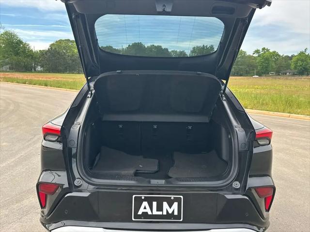 2025 Buick NV Sport Touring FWD