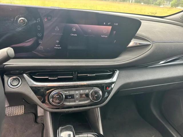 2025 Buick NV Sport Touring FWD