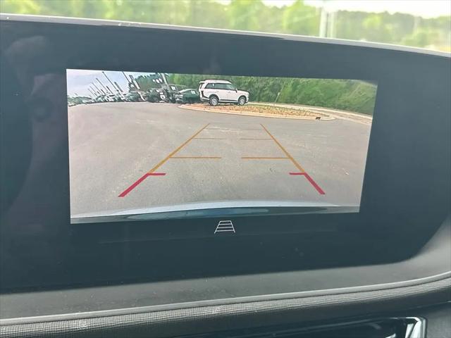 2025 Buick NV Sport Touring FWD