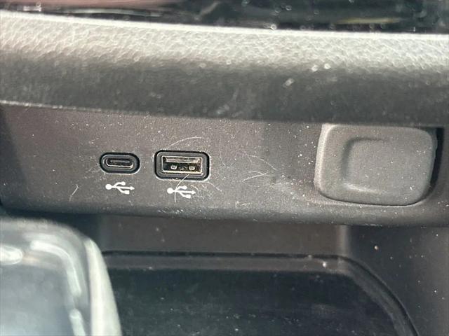 2025 Buick NV Sport Touring FWD