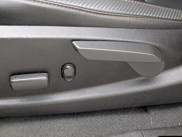 2021 GMC Canyon 4WD Crew Cab Short Box AT4 - Leather