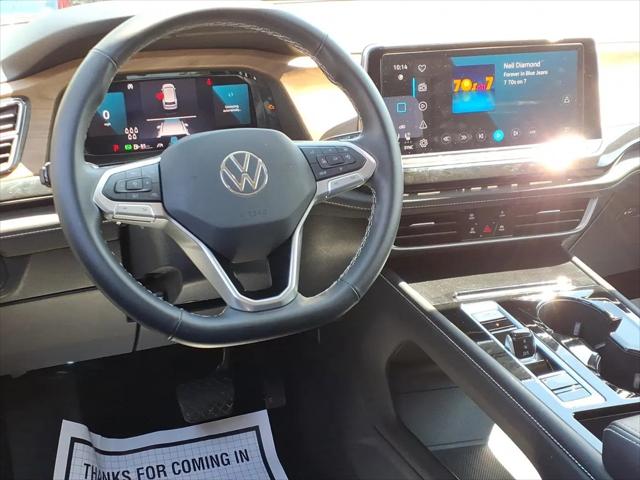 2025 Volkswagen Atlas 2.0T SE w/Technology