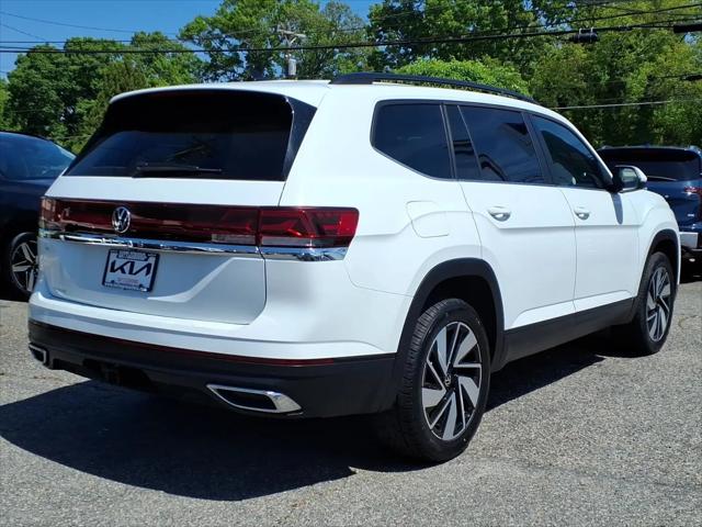 2025 Volkswagen Atlas 2.0T SE w/Technology