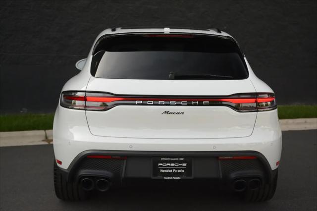 2026 Porsche Macan Macan