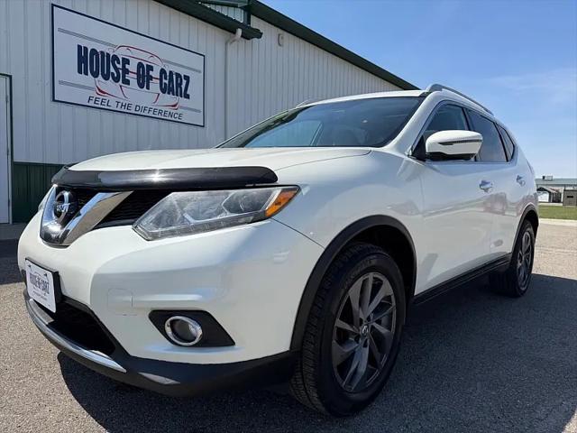 2016 Nissan Rogue SL for sale in Rochester, IN
