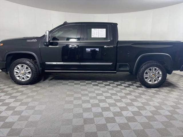 2024 Chevrolet Silverado 2500HD 4WD Crew Cab Standard Bed High Country