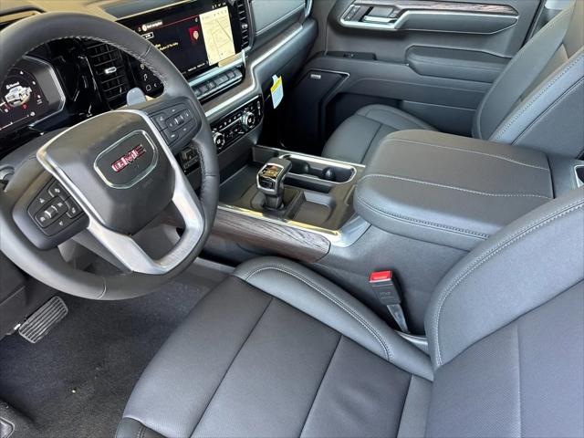 2026 GMC Sierra 1500 Crew Cab, Short Bed, SLT, 4WD