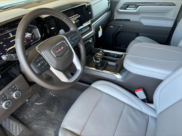 2026 GMC Sierra 1500 Crew Cab, Short Bed, SLT, 4WD