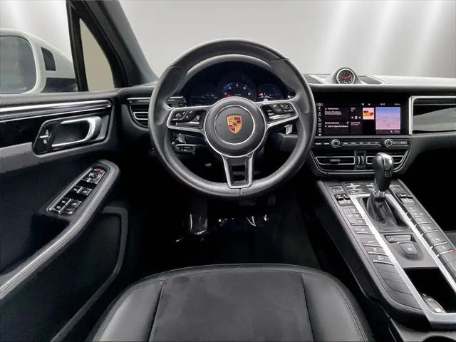 2021 Porsche Macan Macan