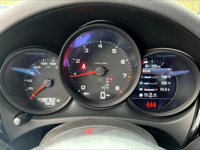 2021 Porsche Macan Macan