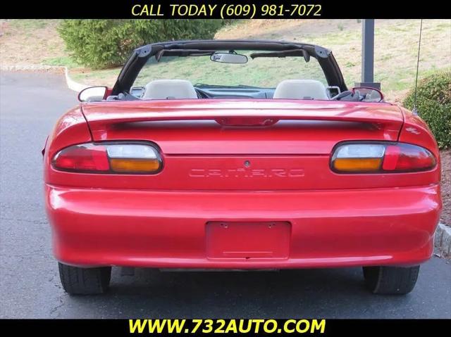 2001 Chevrolet Camaro Base