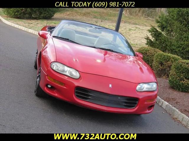 2001 Chevrolet Camaro Base