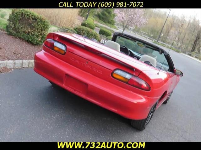 2001 Chevrolet Camaro Base