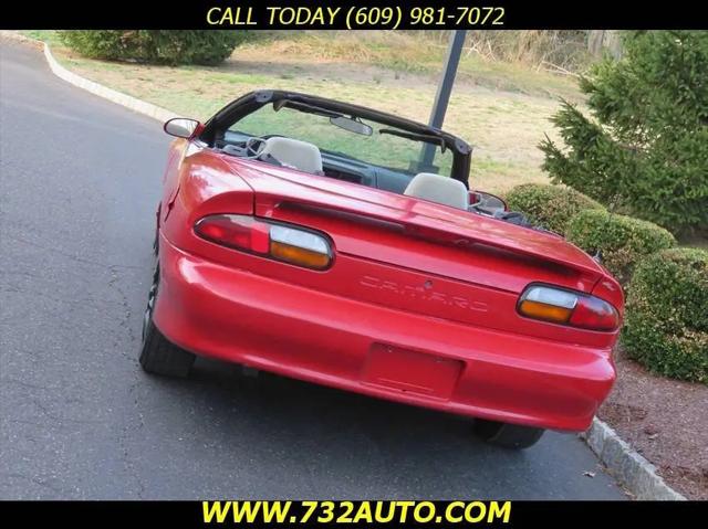 2001 Chevrolet Camaro Base