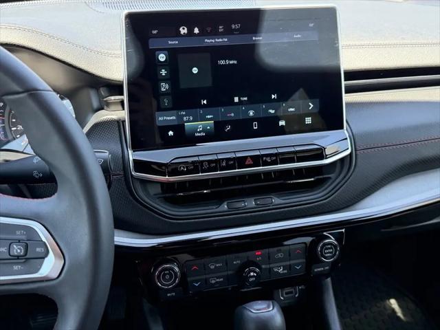 2025 Jeep Compass Trailhawk 4x4