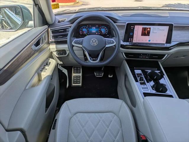 2026 Volkswagen Atlas SEL Premium R-Line