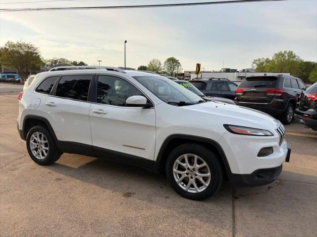 2016 Jeep Cherokee Latitude for sale in Flowery Branch, GA