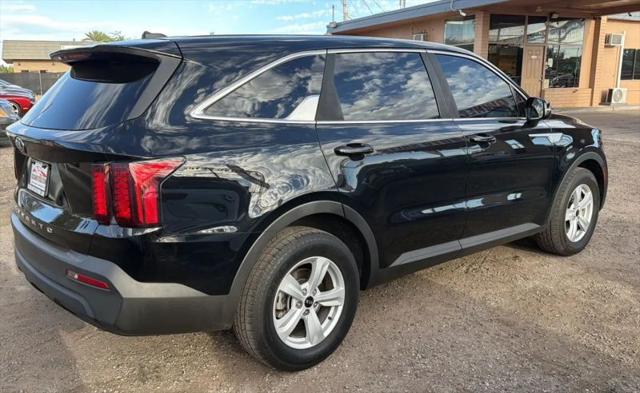 2021 Kia Sorento LX