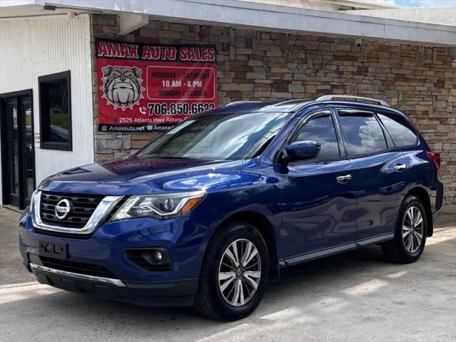 2017 Nissan Pathfinder SV