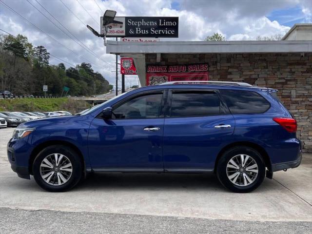 2017 Nissan Pathfinder SV