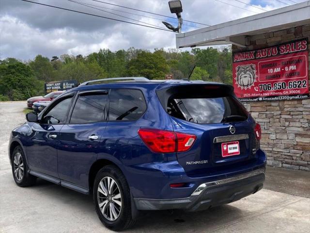 2017 Nissan Pathfinder SV