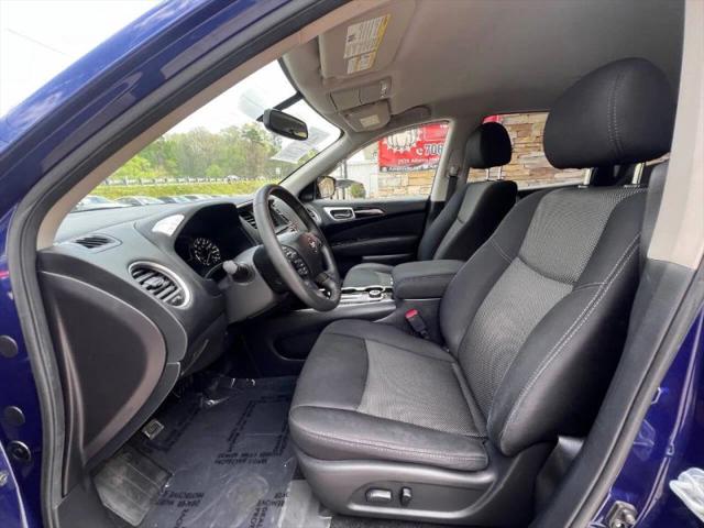 2017 Nissan Pathfinder SV