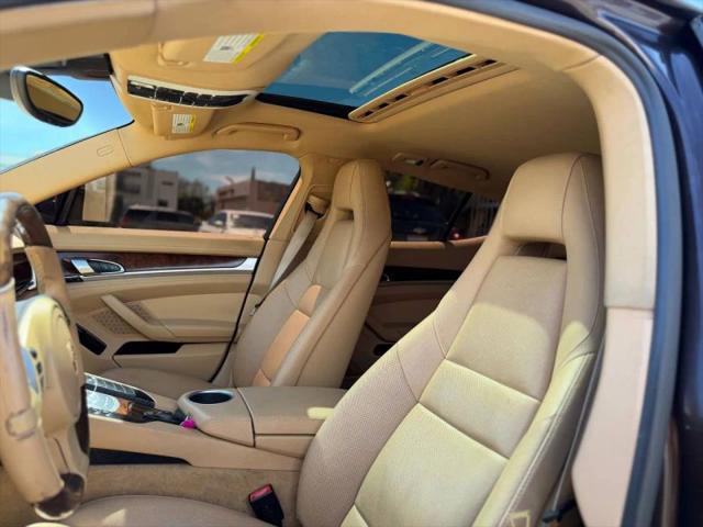 2014 Porsche Panamera Base