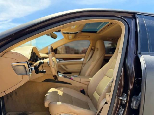 2014 Porsche Panamera Base