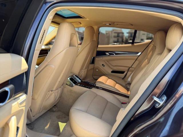 2014 Porsche Panamera Base
