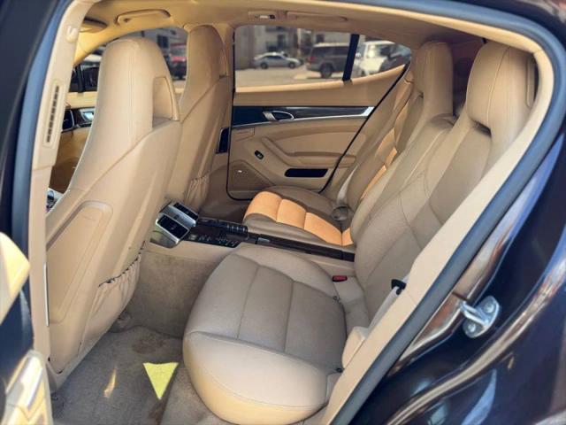 2014 Porsche Panamera Base