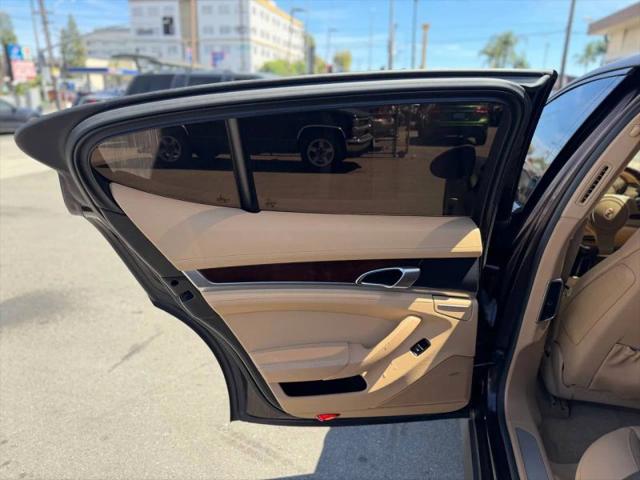 2014 Porsche Panamera Base