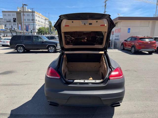 2014 Porsche Panamera Base