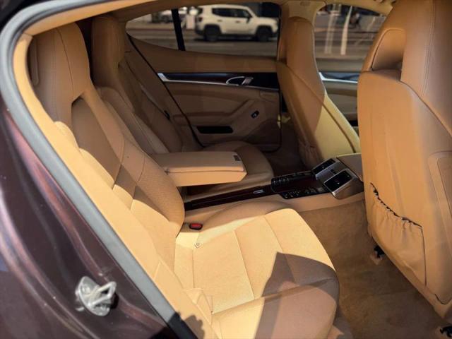2014 Porsche Panamera Base