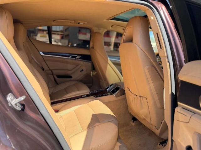 2014 Porsche Panamera Base