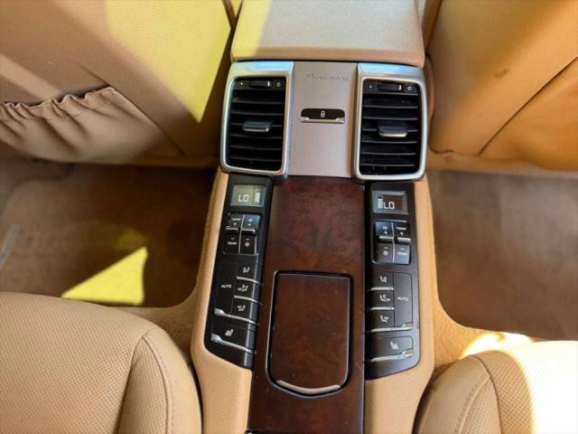 2014 Porsche Panamera Base
