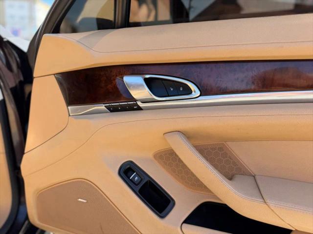 2014 Porsche Panamera Base