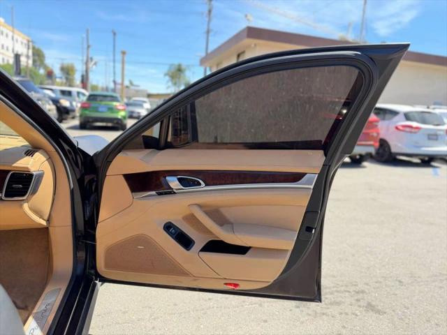 2014 Porsche Panamera Base
