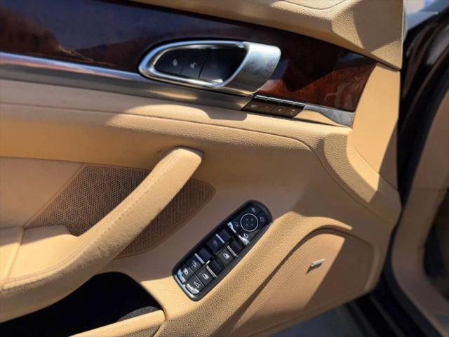 2014 Porsche Panamera Base